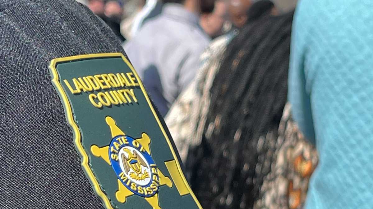 Law enforcement officers come from far and wide to honor fallen deputy
