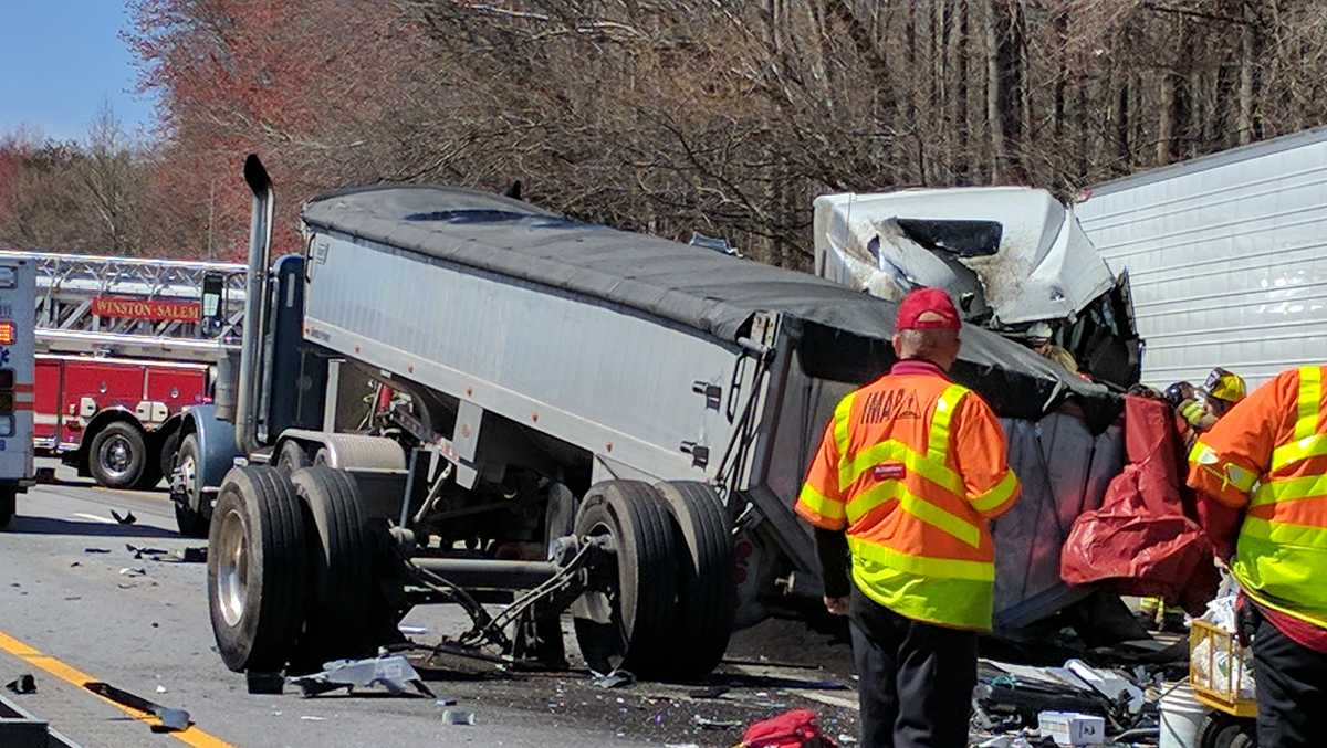 Westbound Business 40 reopens after traffic crash involving two semi trucks
