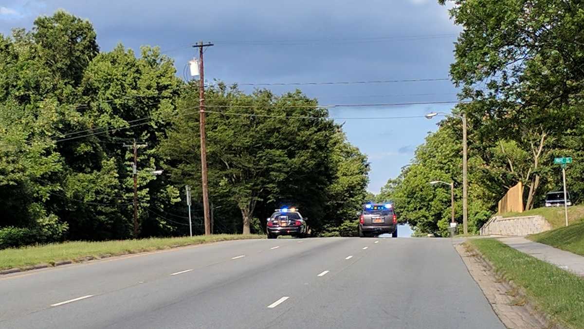 Fourhour standoff ends peacefully in Greensboro