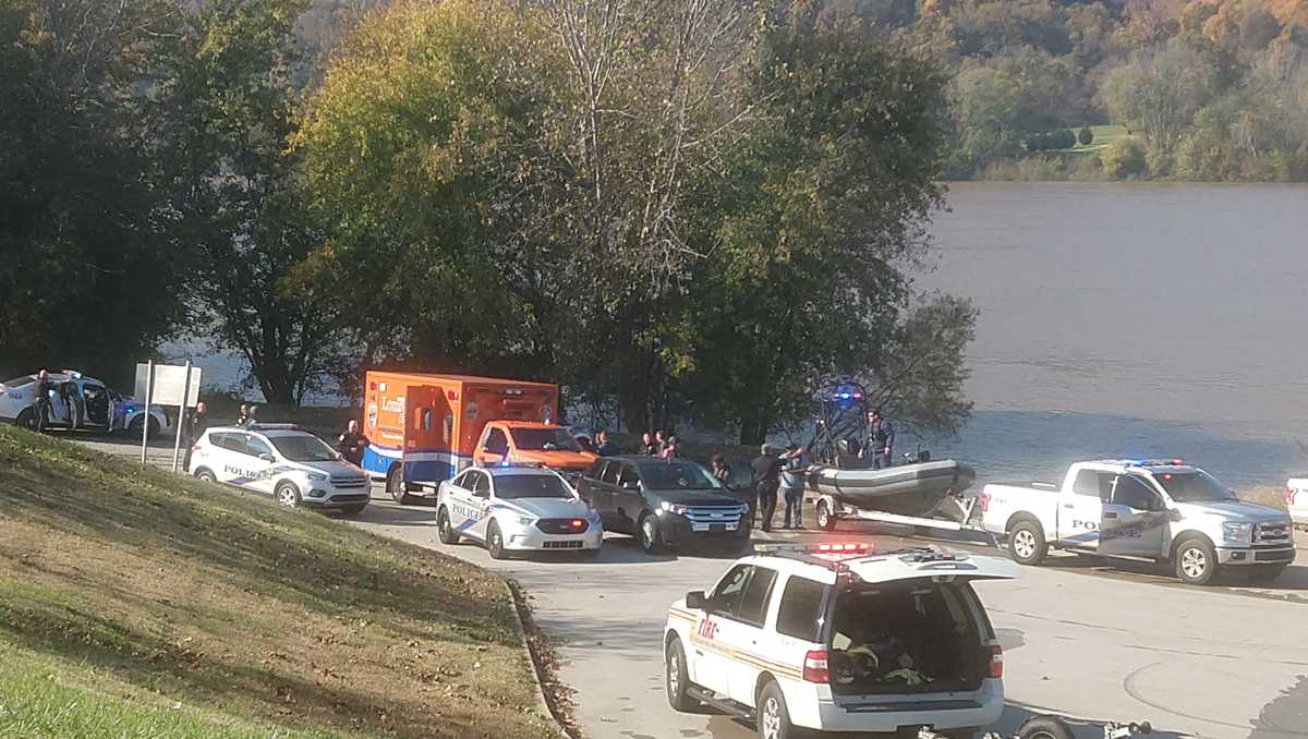 Man arrested after police chase ends in Ohio River