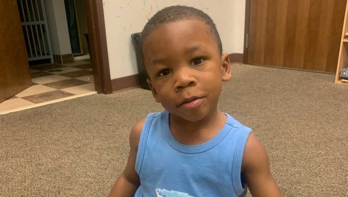 Contracted worker for Alabama DHR charged with leaving 3-year-old in hot car, resulting in his death