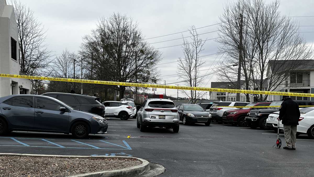 Woman shot in face outside Birmingham businesses