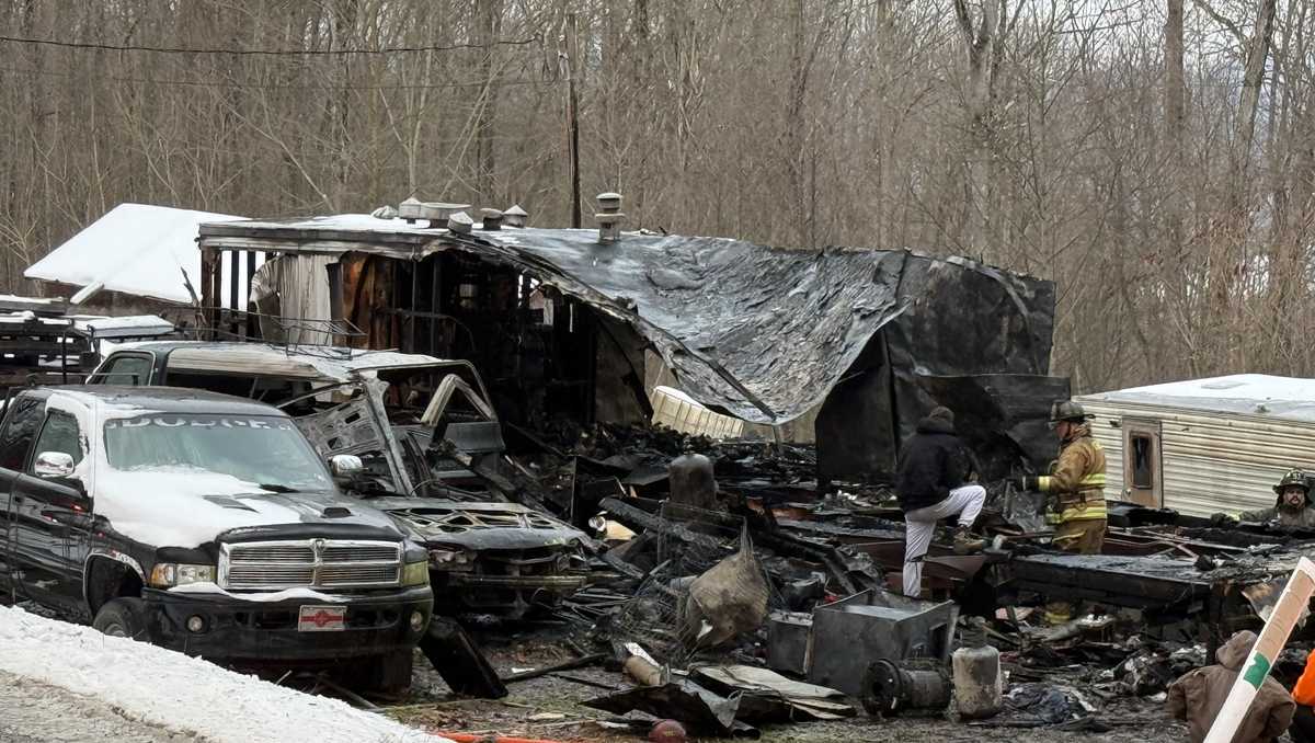 Mobile home destroyed by massive fire in Fayette County