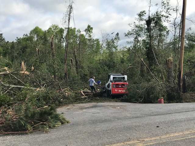 Tornadoes damage 100 homes, kill 4 in Jefferson Davis County