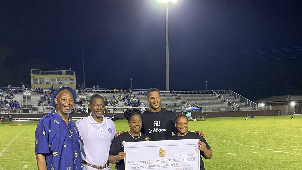 McMillan's jersey retired at LCHS game - Coastal Courier