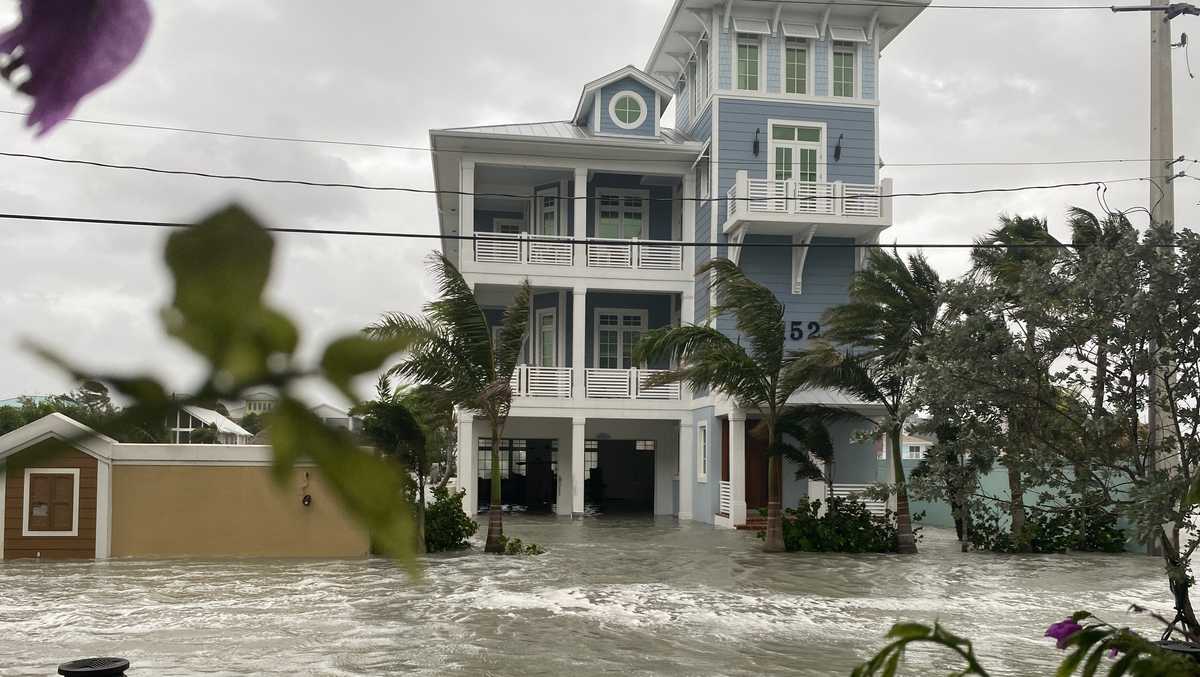 Water rapidly rising on Fort Myers Beach as Hurricane Helene approaches ...