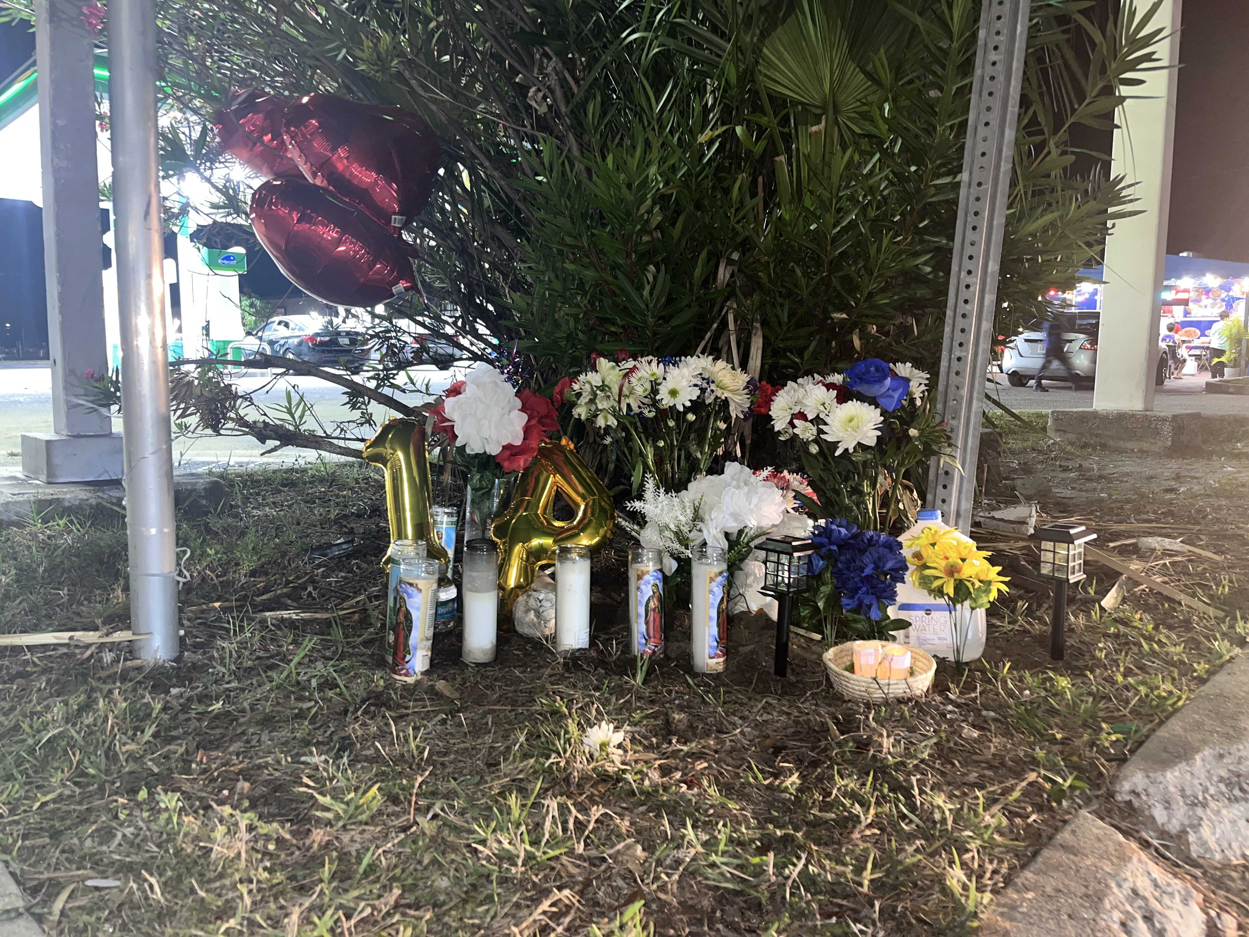 Memorial growing for teen killed in crash... | SWFL News