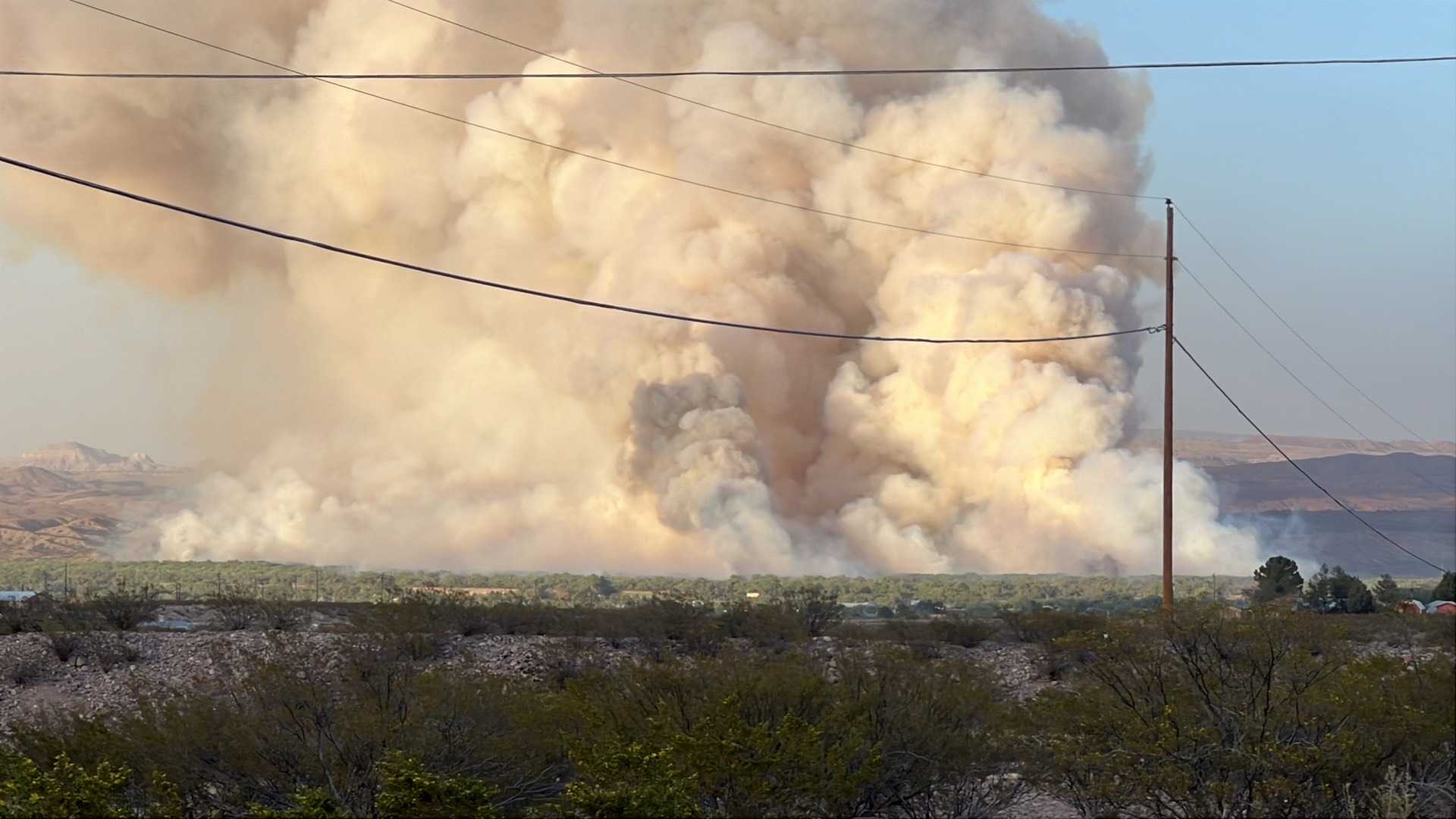 Socorro County firefighters respond to bosque wildfire
