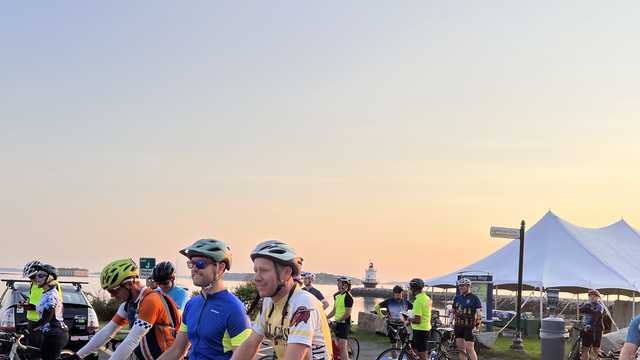Cyclists take the scenic route during the Maine Lighthouse Ride - Vimarsana News
