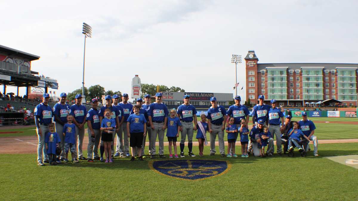 Photos CHaD Battle of the Badges Baseball Game