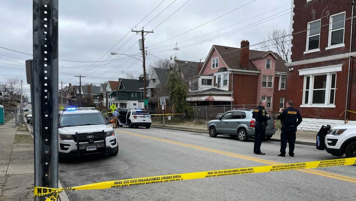 Shooting reported on Woodburn Avenue in Evanston