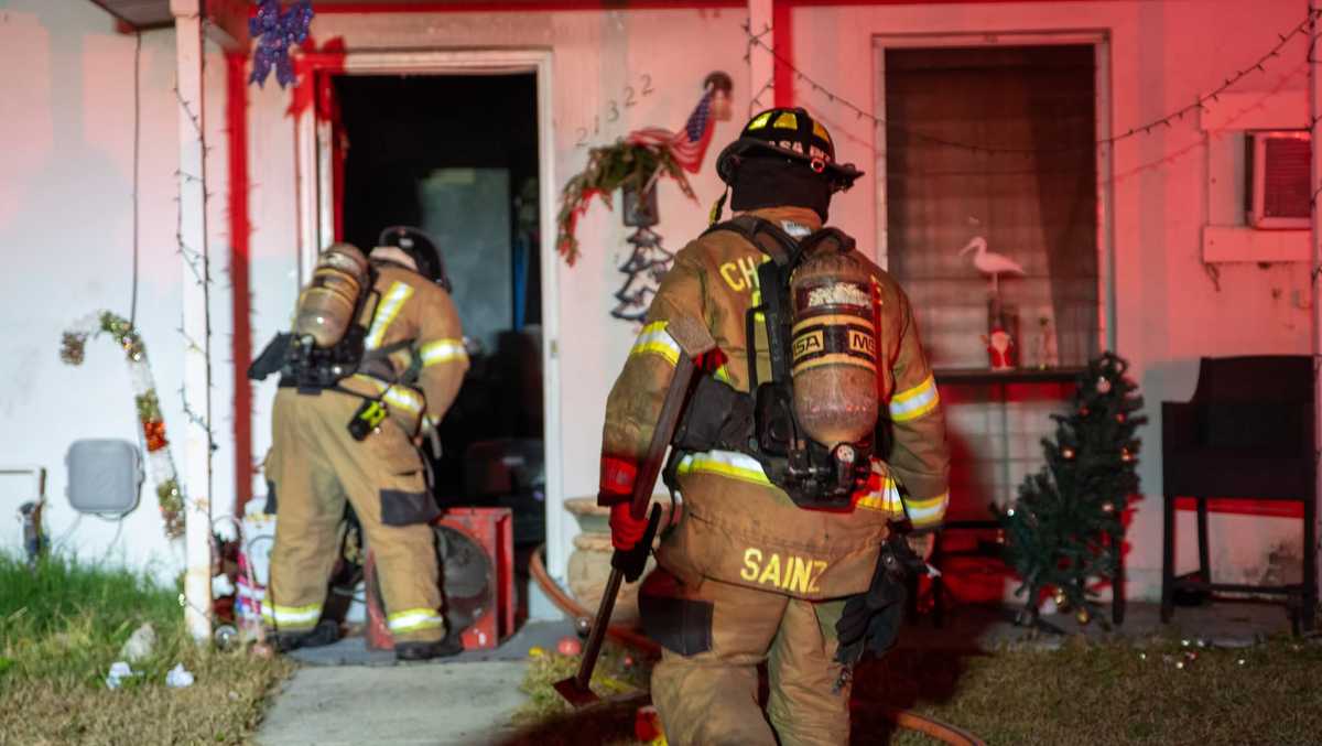Dog rescued from Port Charlotte house fire Tuesday night