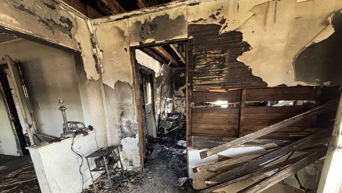 Historic home sustains damage in West Palm Beach fire