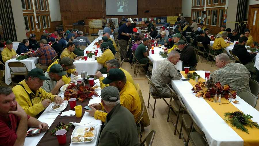 Firefighters battling wildfire honored on Thanksgiving Day