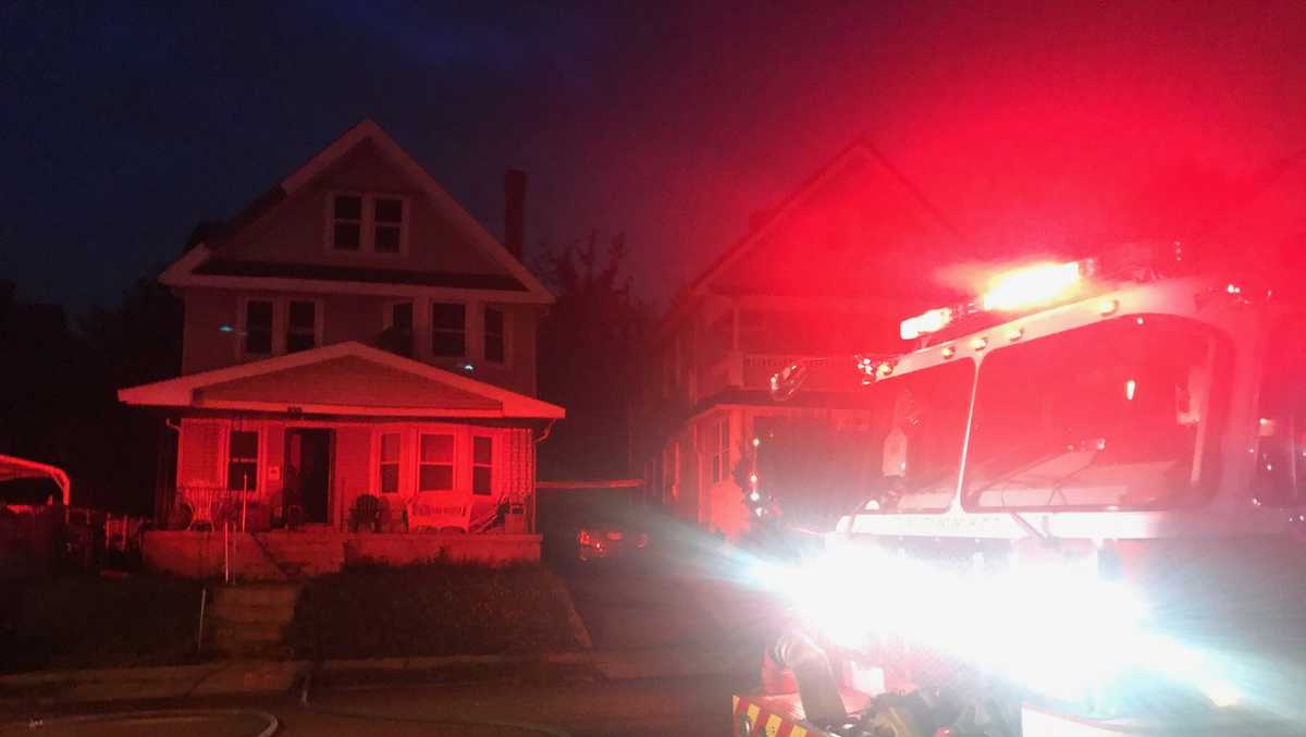 Firefighters rescue woman, 4 children from fire
