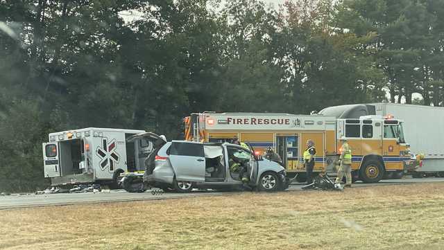 Crash shuts down part of Interstate 295 in Freeport - Vimarsana News