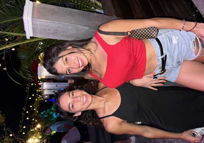 arielle valdes with her sister, isabella hergert