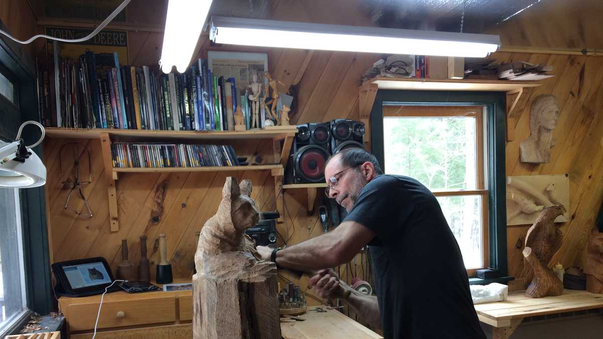 Photos Maine sculptor turns wood into works of art