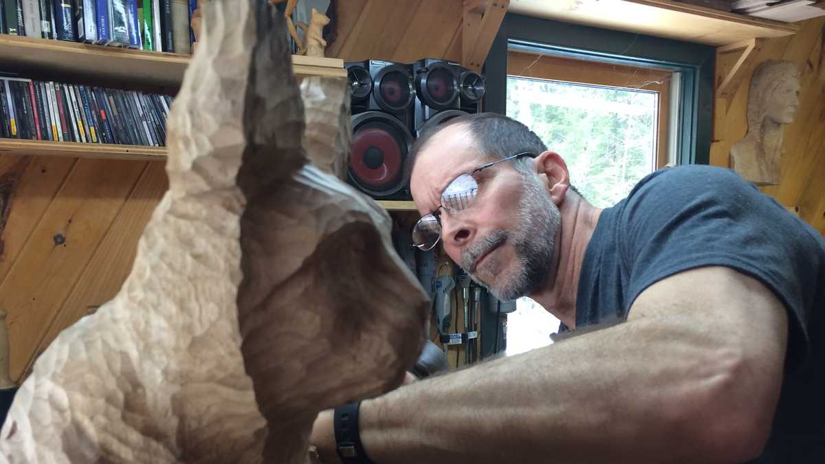 Photos Maine sculptor turns wood into works of art