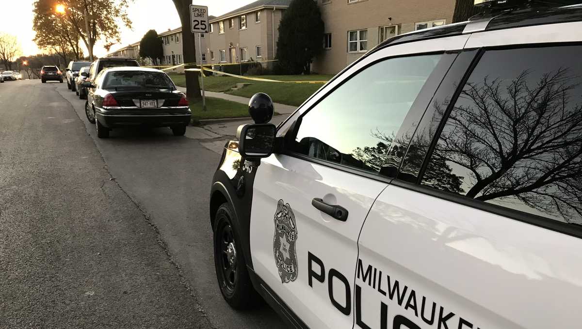 Woman dies after being shot in chest on Milwaukee's north side