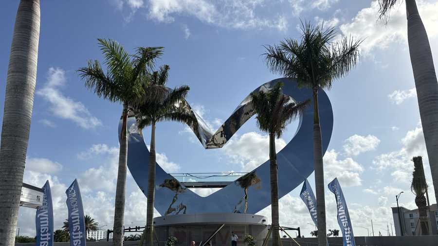 world's largest heart sculpture unveiled in port st. lucie