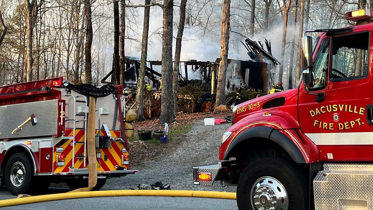 Crews investigating Pickens County house fire Crews investigating Pickens County house fire