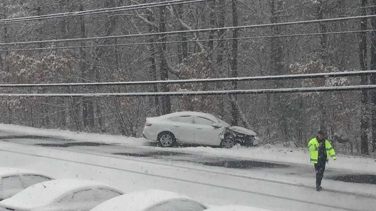 Photos Road in Pelham closed after crash involving pole
