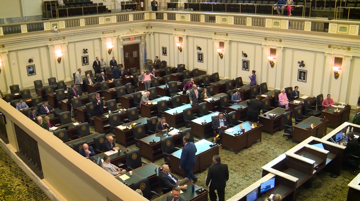 Heated debate over Oklahoma bills requiring proof of citizenship for benefits