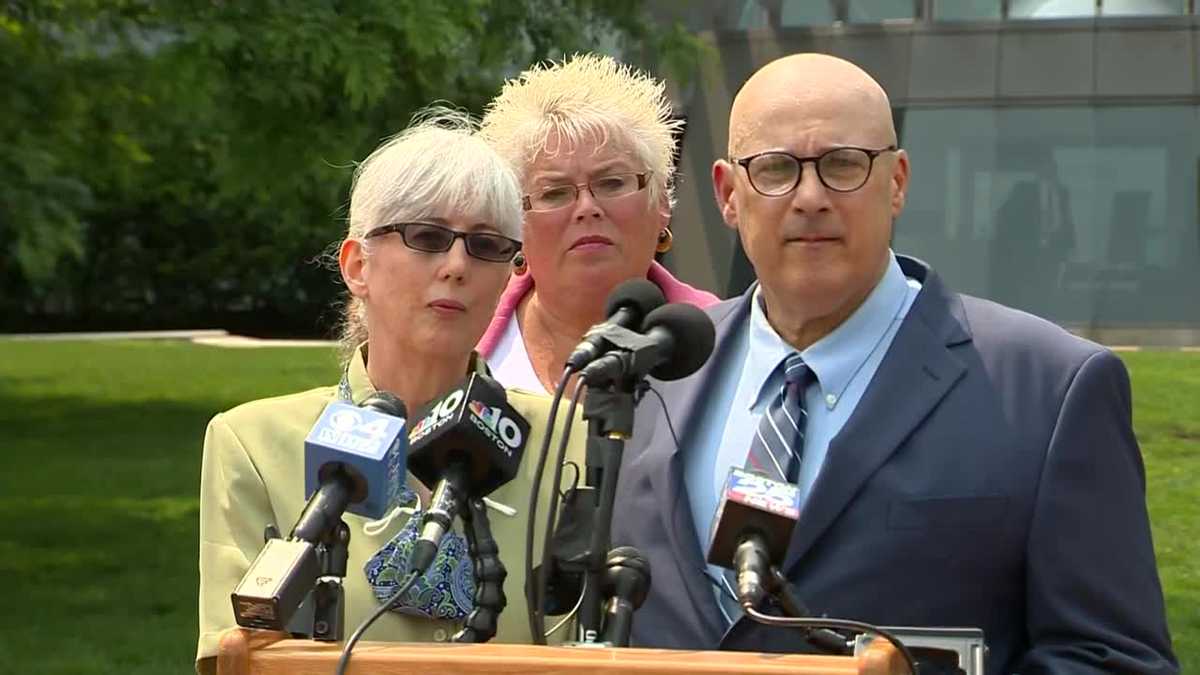 Massachusetts couple suing eBay, executives over cyberstalking, threats