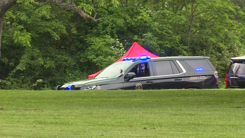 Police: 62-year-old man dead after being trapped under lawn mower in Indian Hill - Vimarsana News