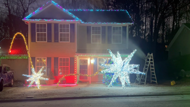 South Carolina man creates winter wonderland in an unlikely place - Vimarsana News