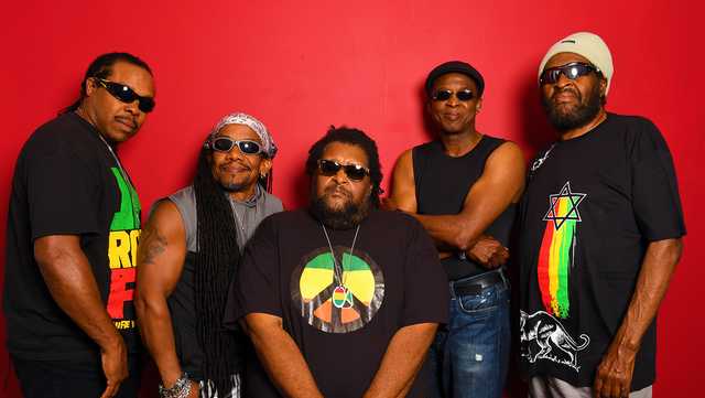 The Bad Boys of Reggae Inner Circle and Stephen Marley performing in Immokalee - Vimarsana News