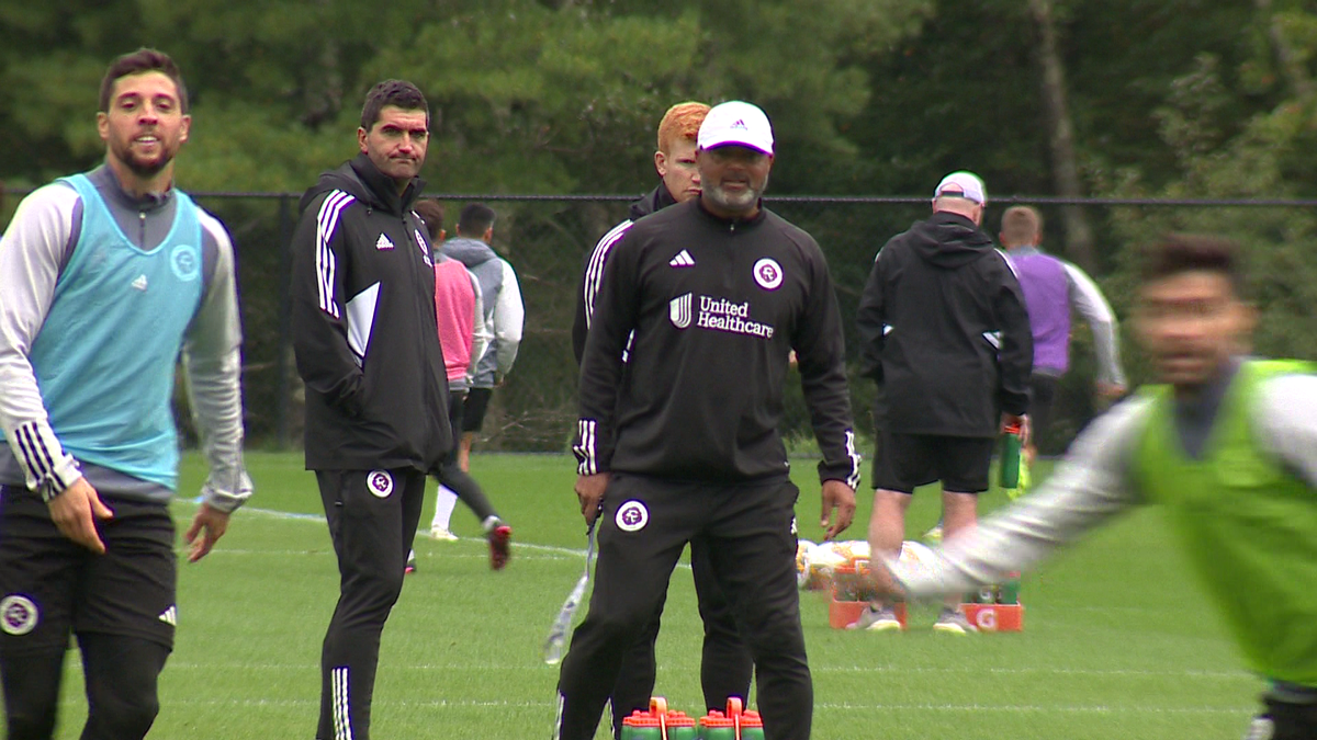 Revs look toward playoffs amid inner turmoil, onfield difficulties