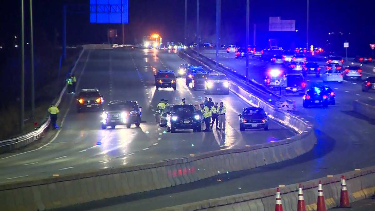 Person dead after crash on Interstate 93 in Boston