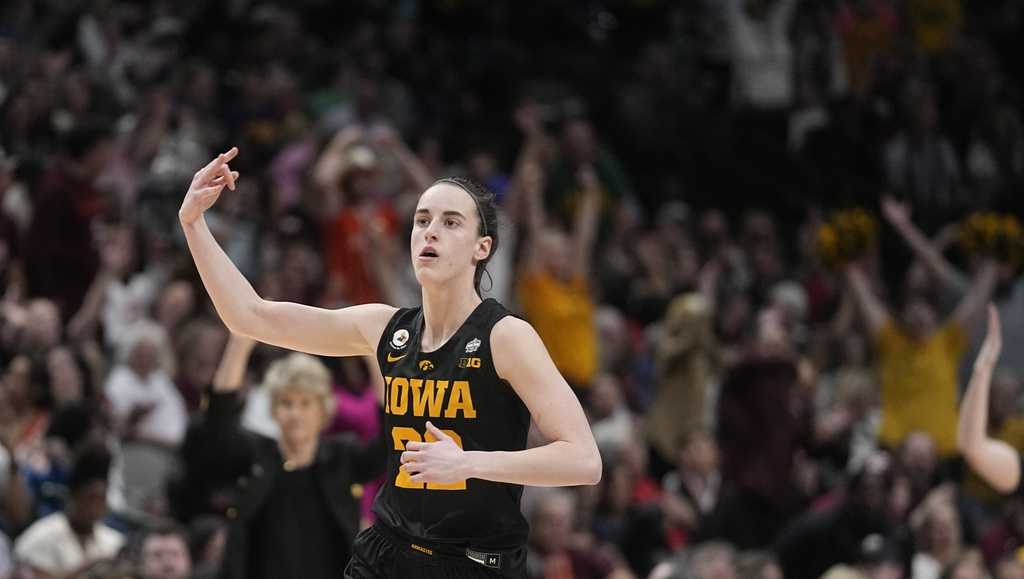 Clark, Iowa end perfect South Carolina season in Final Four