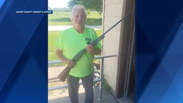 Iowa man reunited with gun after 42 years - Vimarsana News