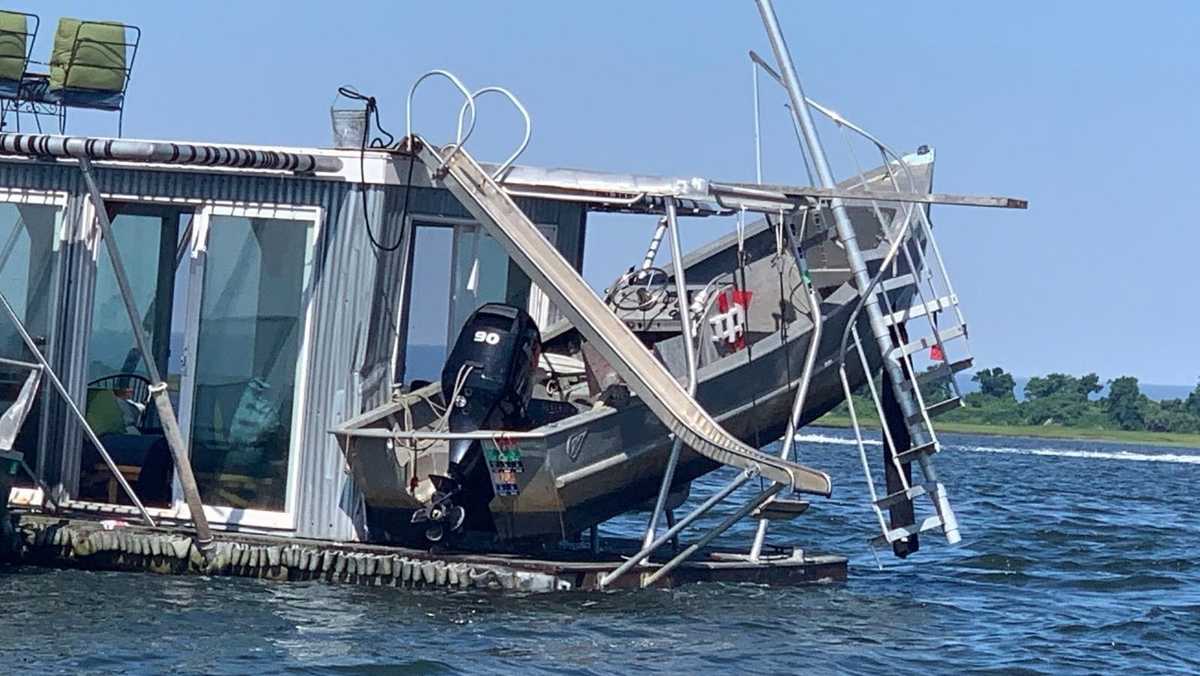 ipswich-boat-crash-efrem-johanson-1593898924.jpg