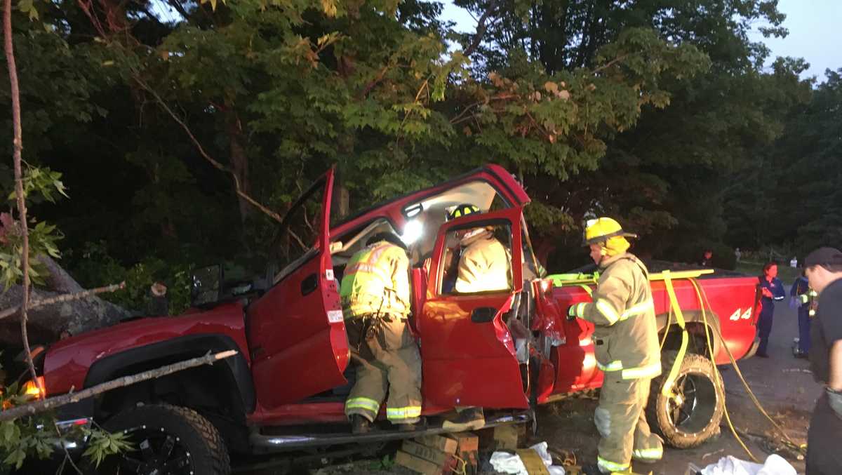 Three people injured in Derry crash