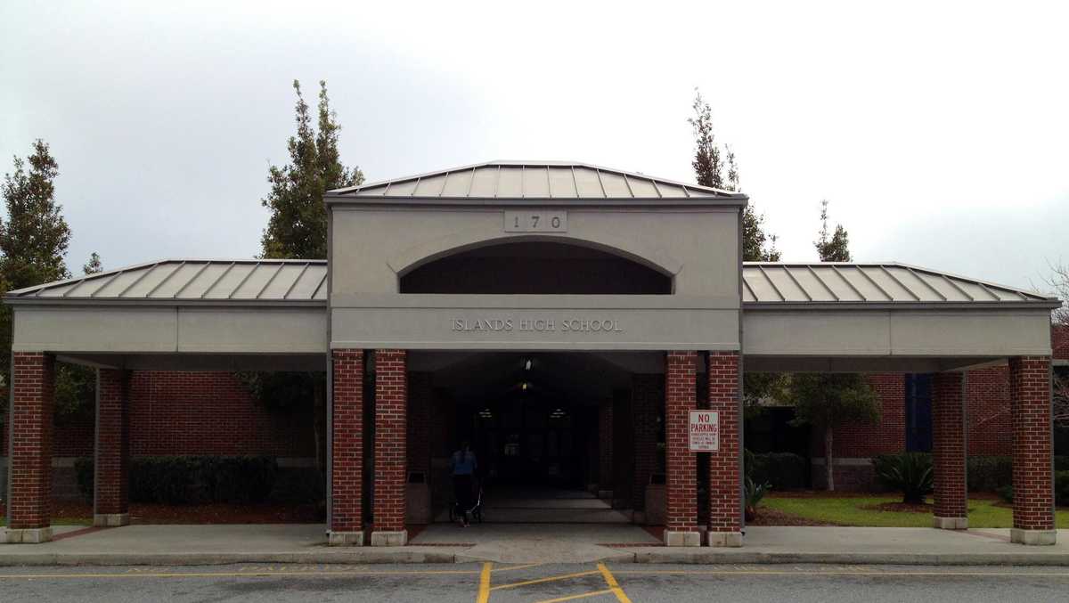 Savannah High school evacuated following phone call threat