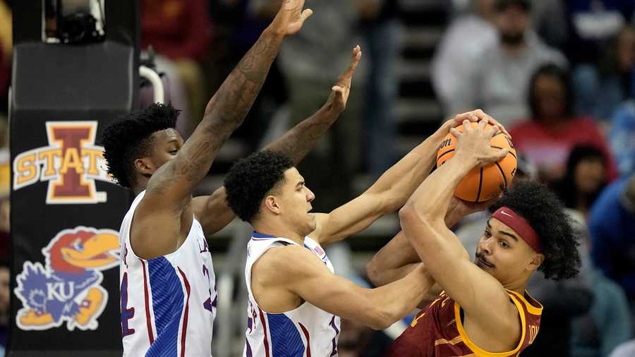 Ernest Udeh Jr. commits to play for Kansas men's basketball