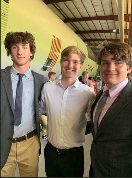 wvtm13.com - Jarvis Robertson - Alabama students' names float in space with Artemis II mission