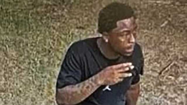 Jackson police identify murder suspect in August shooting