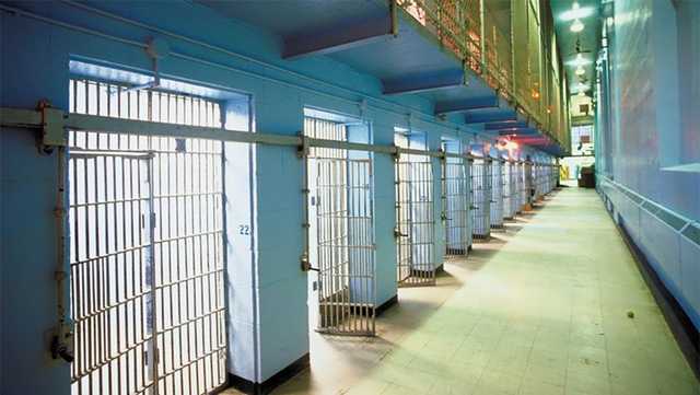 South Carolina: Employees at detention center arrested - Vimarsana News
