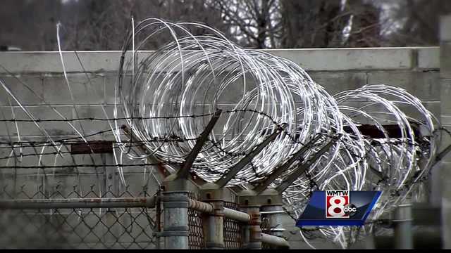 Maine inmates to receive seized unemployment benefits - Vimarsana News