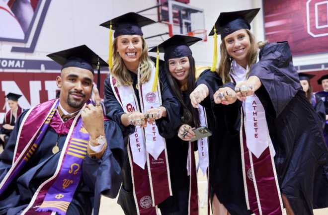 Philadelphia Eagles quarterback Jalen Hurts receives master's degree from  Oklahoma