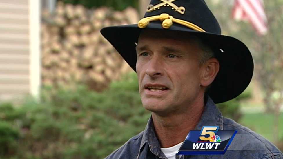 Man who dumped manure at Warren County Democratic HQ ‘It was the world