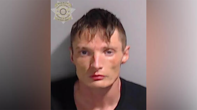 Georgia: Suspected bank robber found sleeping in home after break-in - Vimarsana News