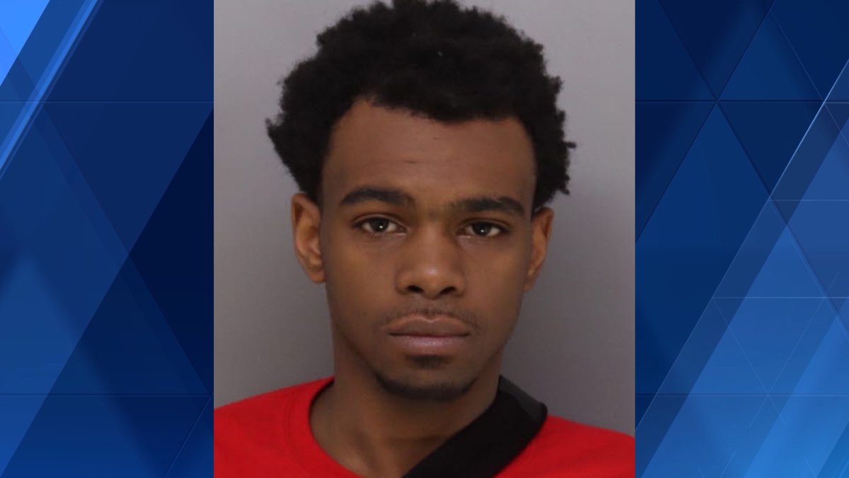 Court docs: Man accused of assaulting police officer in Downtown Cincinnati