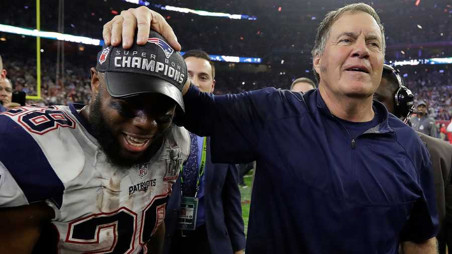 Patriots honor retiring 3-time Super Bowl champion James White