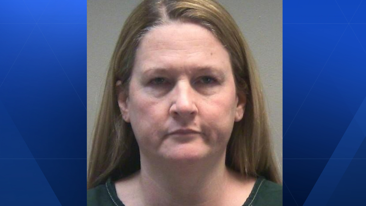 Woman convicted of stealing nearly $700K from Ohio medical practice sentenced